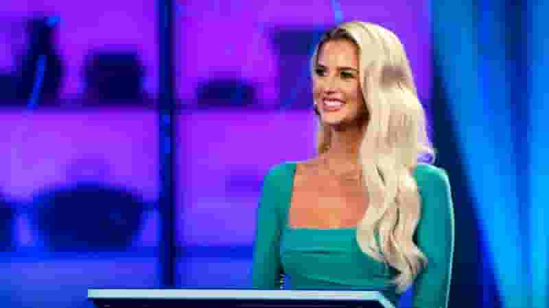 Full Cast of Is It Cake Season 3: All Contestants, Judges & Hosts In New Episodes (Photos)