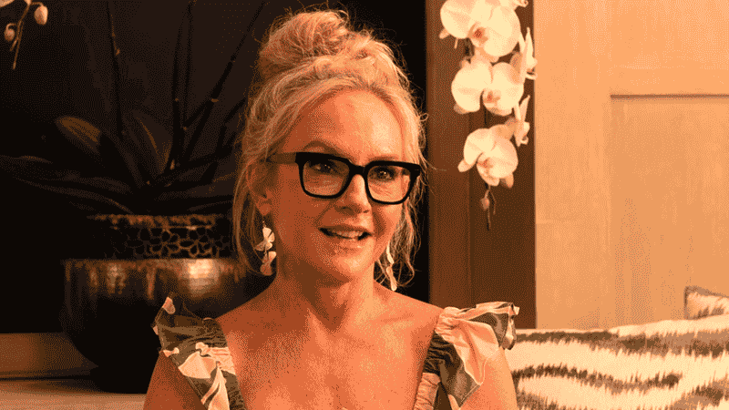 Full Cast of Mother of the Bride 2024 Movie on Netflix - Every Main Character & Actor Who Appears (Photos)