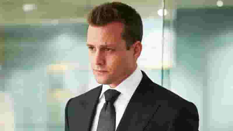 Full Cast of Suits Season 9 - Every Main Character & Actor Who Appears (Photos)