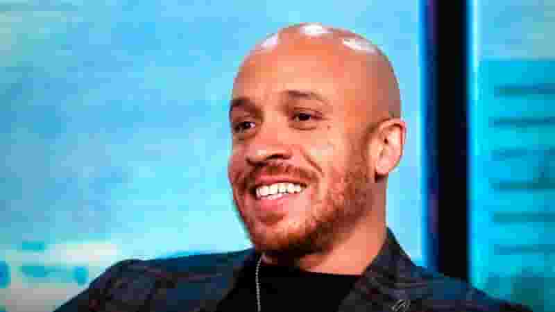 Who Is KeiLyn Durrel Jones? 4 Things to Know About How to Die Alone Actor - Wiki Bio Details