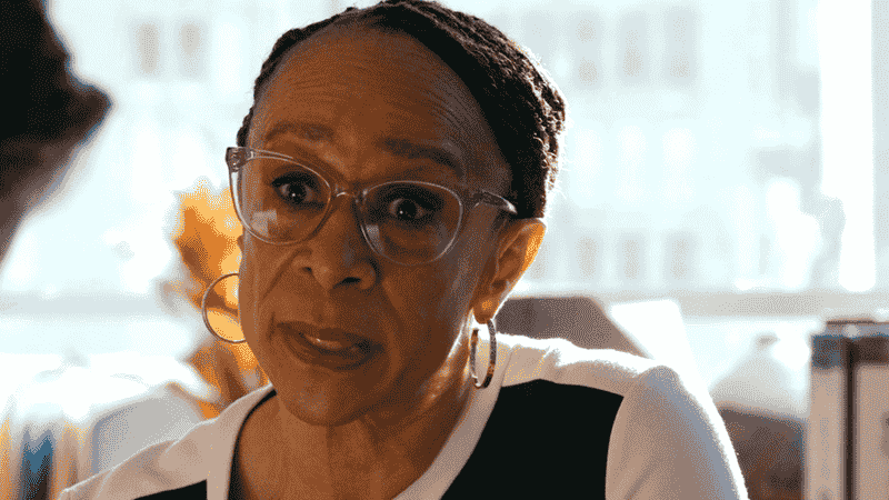 Full Cast of Chicago Med Season 10 Episode 2: Every Main Character & Actor Who Appears (Photos)