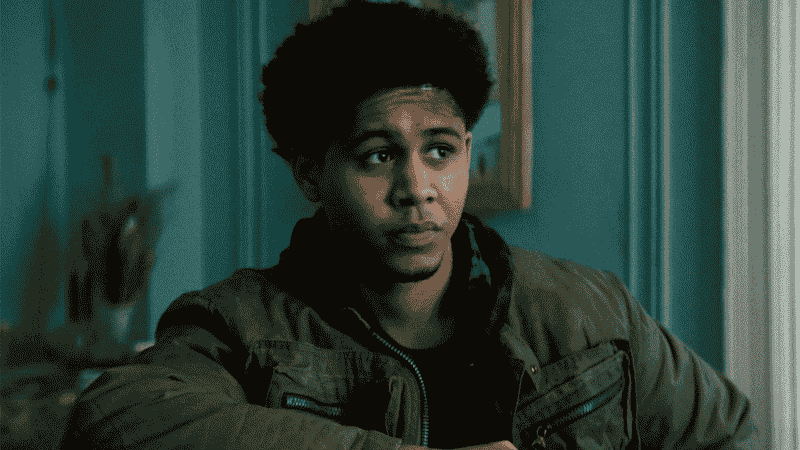 Full Cast of The Penguin Episode 5: Guest Stars & Actors (Photos) - Con O'Neill, Cristin Miliotti & More