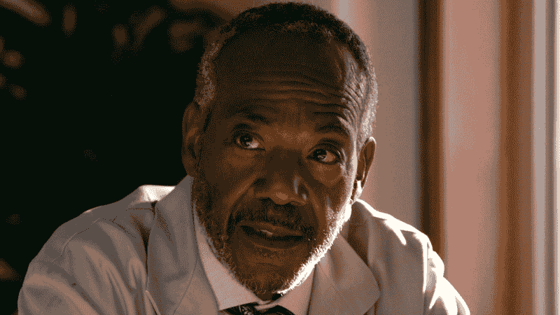 Full Cast of Chicago Med Season 10 Episode 2: Every Main Character & Actor Who Appears (Photos)