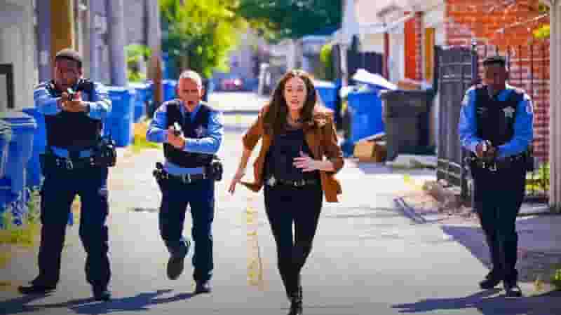 Full Cast of Chicago PD Season 12 Episode 6: Characters Guide (Photos) - Elizabeth Rodriguez, Shawn Hatosy & More