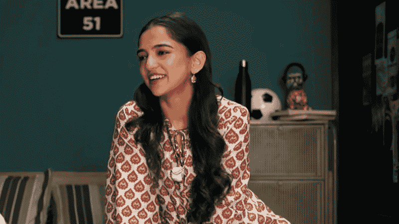 Full Cast of Mismatched Season 3 on Netflix: Every Main Actor & Character (Photos)
