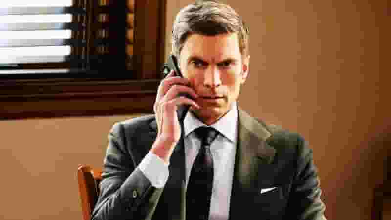 Yellowstone: Here's How Jamie Could Destroy Beth and The Duttons