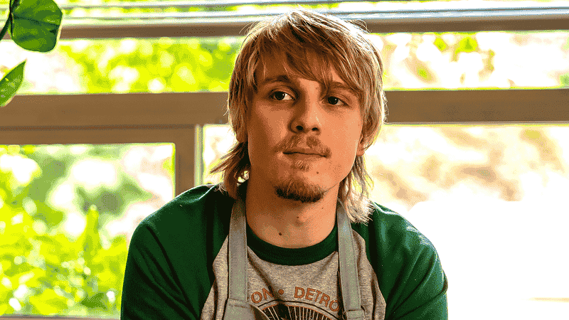 School Spirits Season 2 Cast: All Main Characters & Actors (Photos)